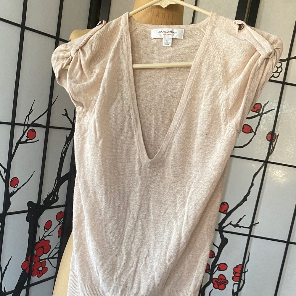 Isaac Mizrahi Light Tan V-Neck Blouse